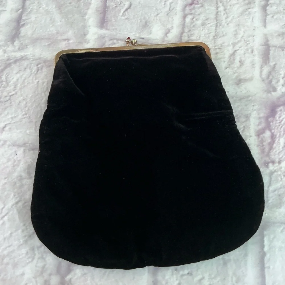 Black Velvet Fold Over Clutch Purse Clasp Red Rein Stone Tips